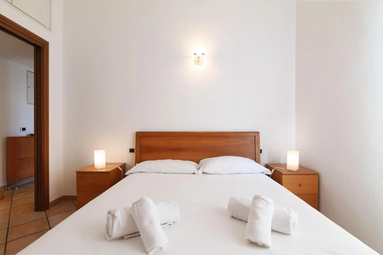 Apartament Primopiano - Lambrate Mediolan 0*,